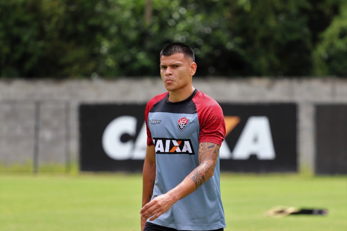 Presidente do Vitória revela acordo com o Boca Júniors por dívida de empréstimo de Bou