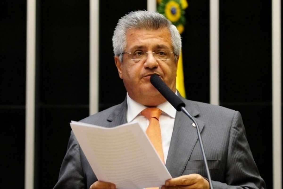 Bacelar está entre os candidatos a prefeito que mais gastaram com redes sociais