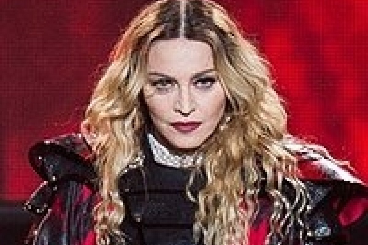 Madonna se recusou a trabalhar com famoso DJ ao descobrir que ele é de escorpião