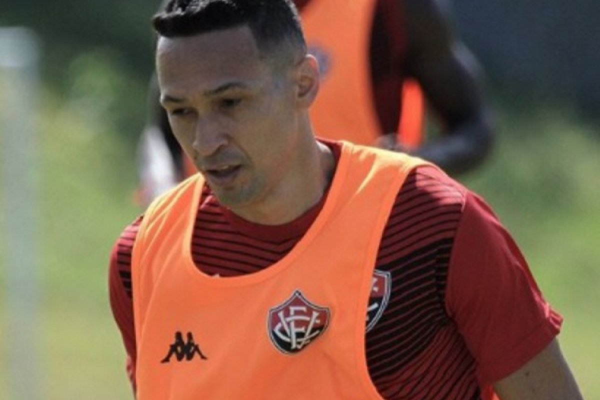 "Estou devendo e espero melhorar no próximo jogo", avalia Marcelinho
