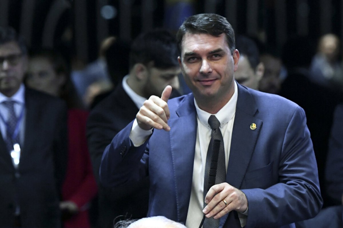 Promotora do caso rachadinhas será investigada por suposto abuso de poder