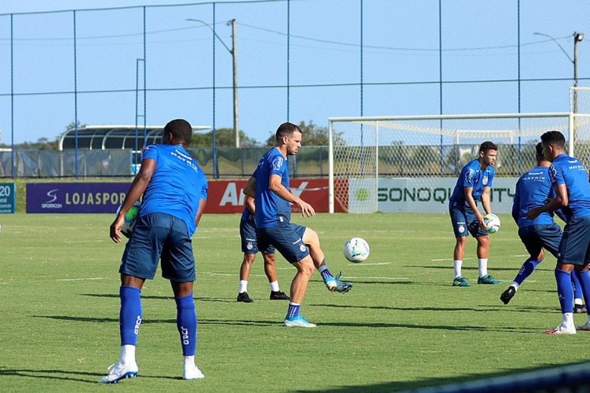Tentando voltar a vencer em casa, Bahia recebe o Vasco em Pituaçu