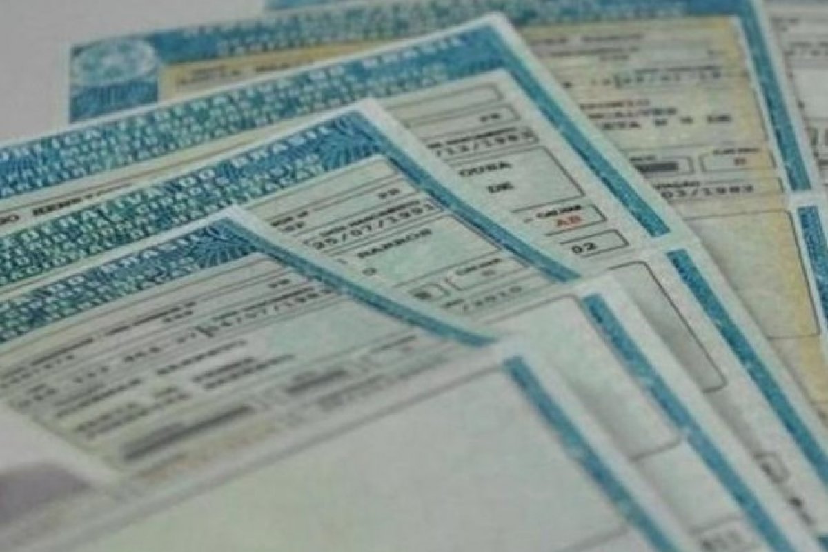 Operação contra fraudes cumpre 16 mandados de prisão temporária e 15 de busca e apreensão