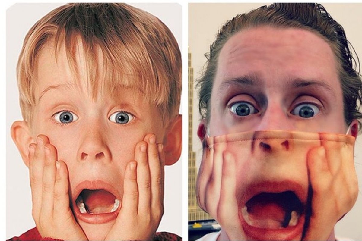 Macaulay Culkin usa máscara inspirada no filme "Esqueceram de Mim"