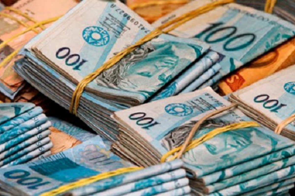 Municípios recebem repasse de R$ 3 bi do FPM na sexta (9)