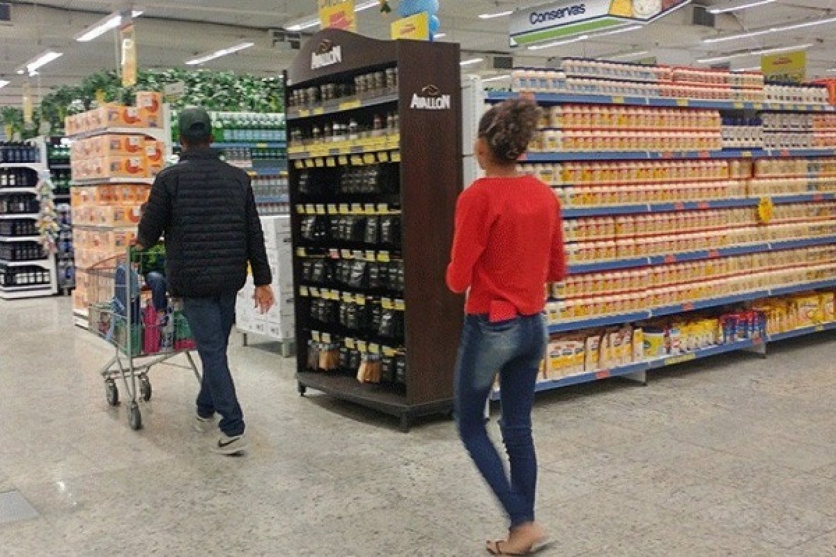 Vendas do varejo crescem 3,4% em agosto e atingem quarta alta seguida