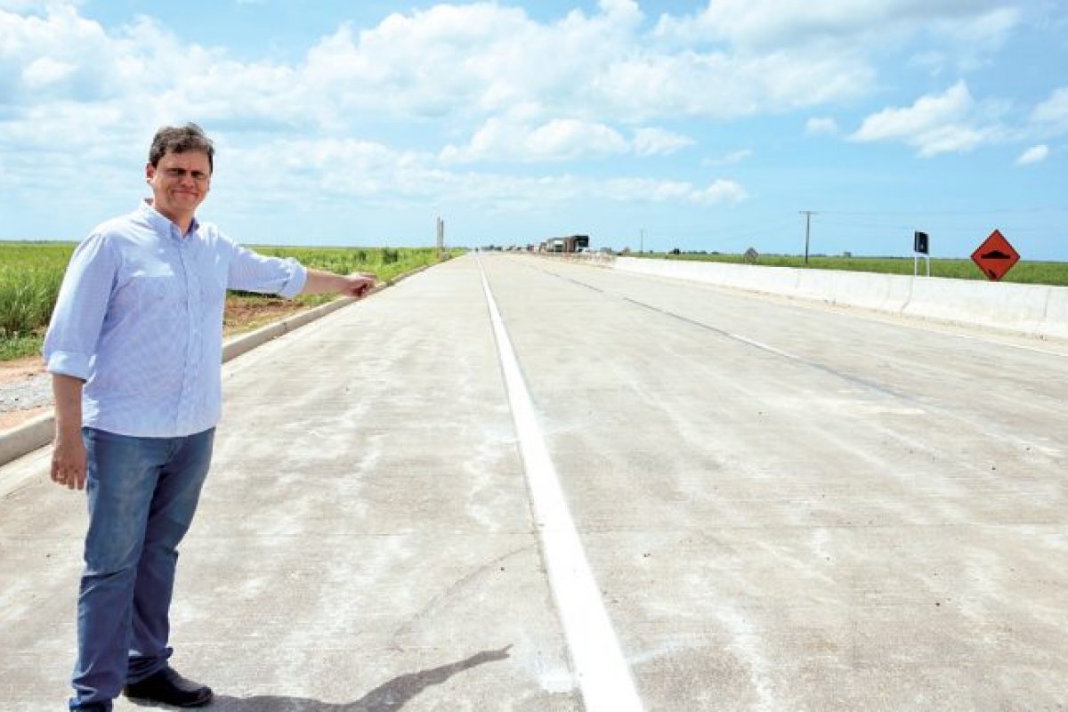 Ministro da Infraestrutura, Tarcísio Freitas vem à Bahia inaugurar trechos duplicados da BR 116