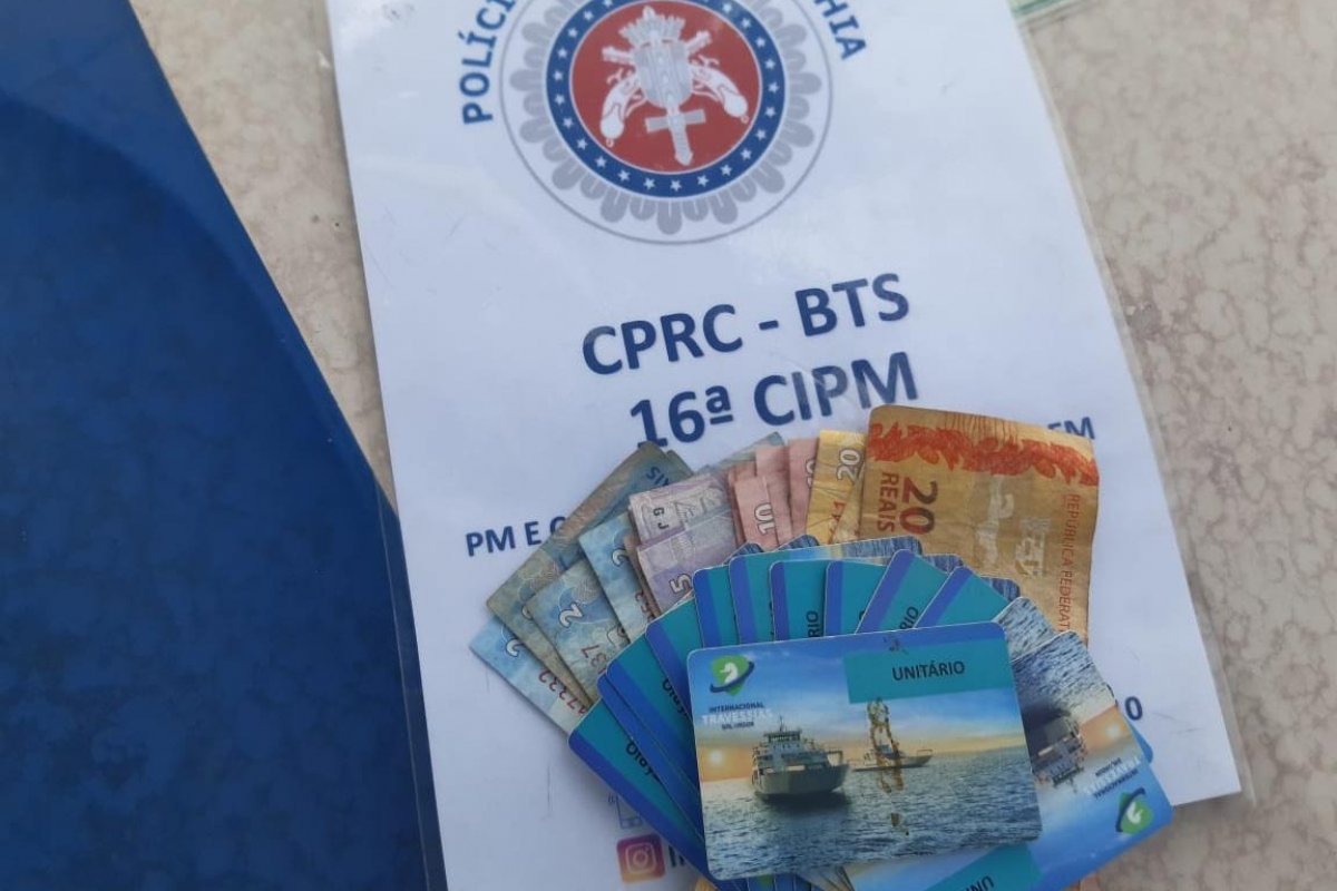 Homem é preso após venda ilegal de bilhetes no Ferry Boat