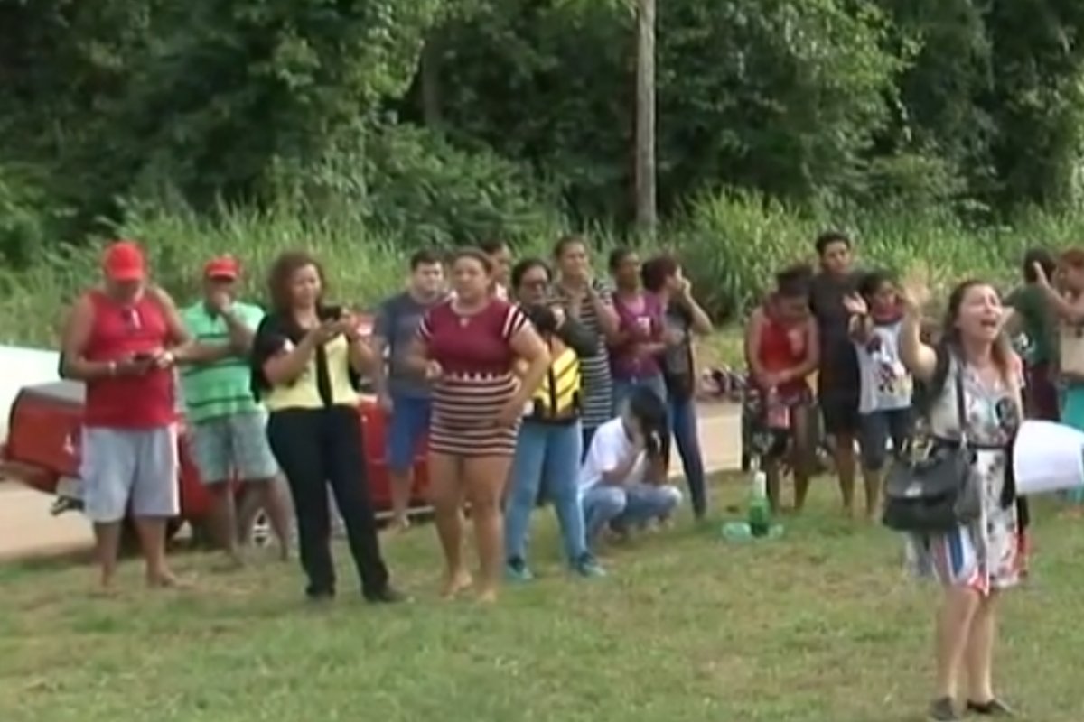 Familiares de detentos seguem sem informações após massacre em Altamira