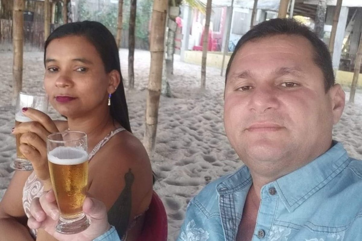 Mulher é morta a facadas na Bahia após discussão com o companheiro
