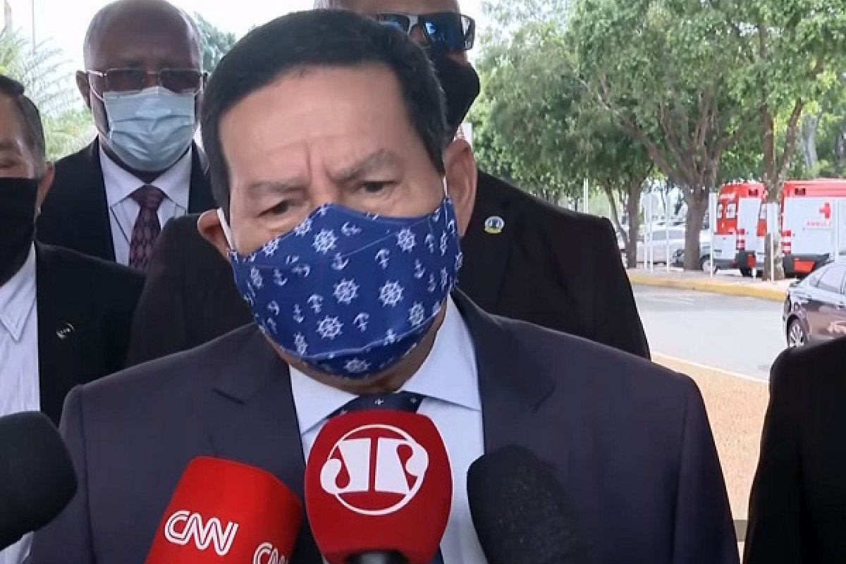 Mourão volta a ser contra soltura de 'André do Rap': "O cara já sumiu no mundo"