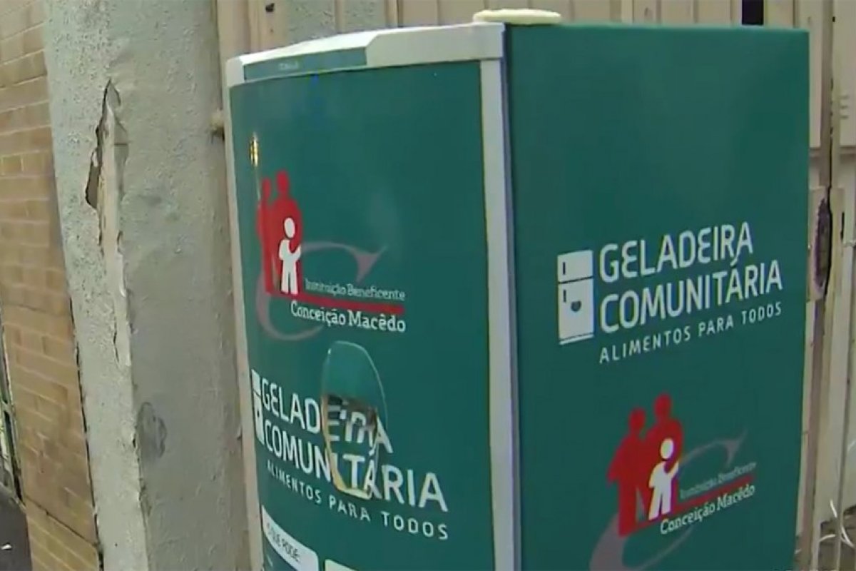 'Geladeira solidária' é roubada em Salvador, 24h após ser instalada