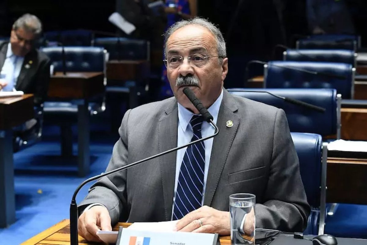 Governo dispensa Chico Rodrigues da vice-liderança do Senado