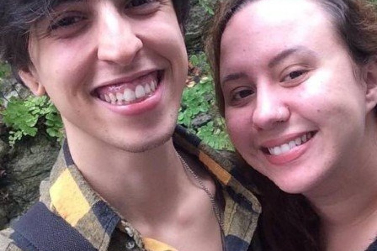 Filho transgênero do governador do Rio de Janeiro se declara à mulher nas redes sociais