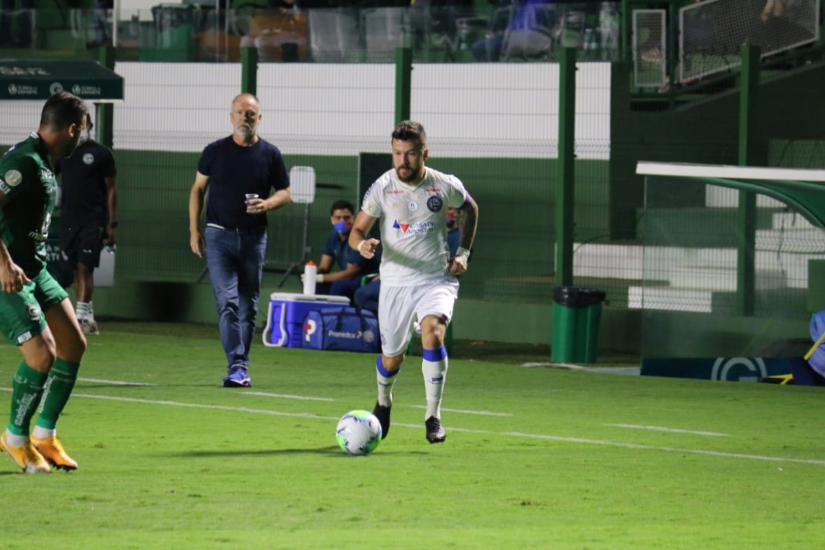 Bahia empata com Goiás e segue fora do Z4