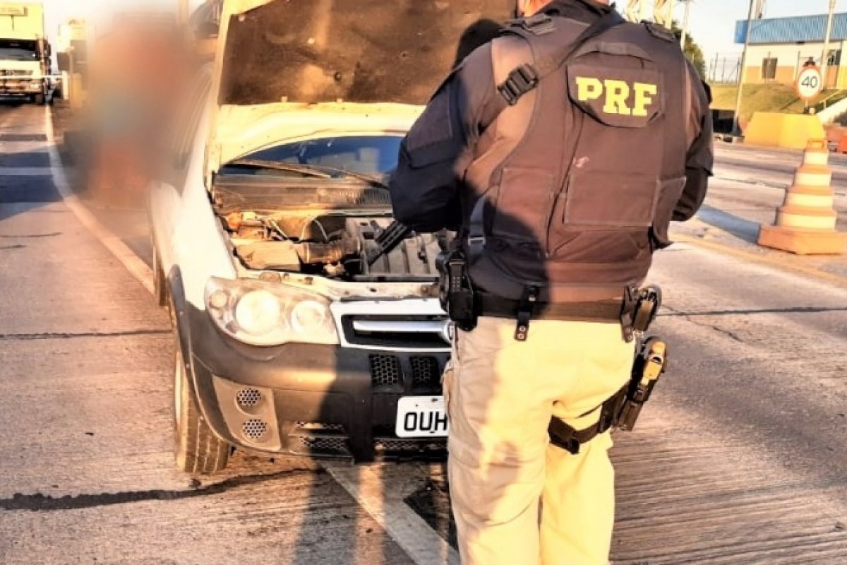 PRF recupera caminhonete roubada há mais de três anos na Bahia