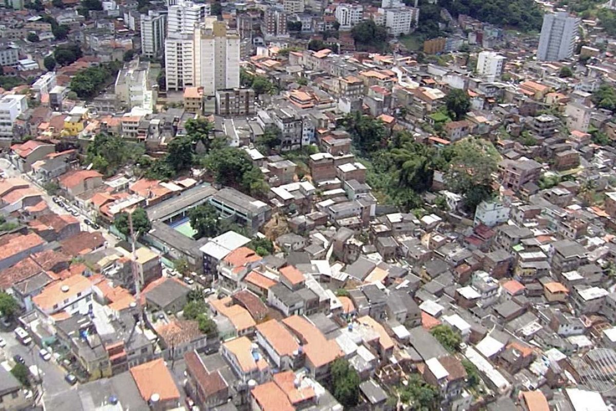 Dupla suspeita de integrar quadrilha especializada em sequestro é presa em Brotas