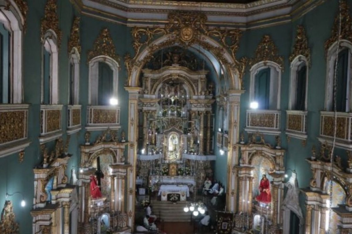 Igreja da Ordem Terceira do Carmo reabre espaço de peças sacras para visitantes