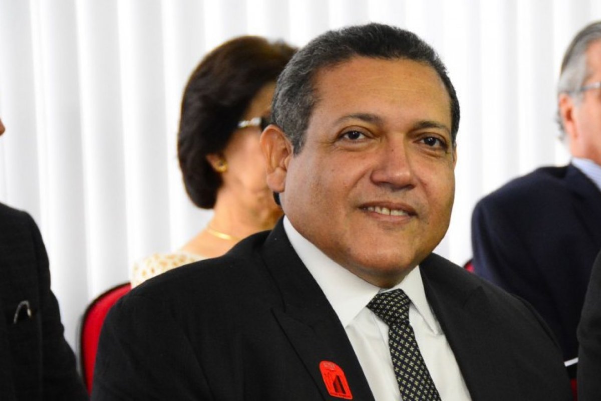 Justiça de Brasília recebe ação para barrar nomeação de Kassio Marques