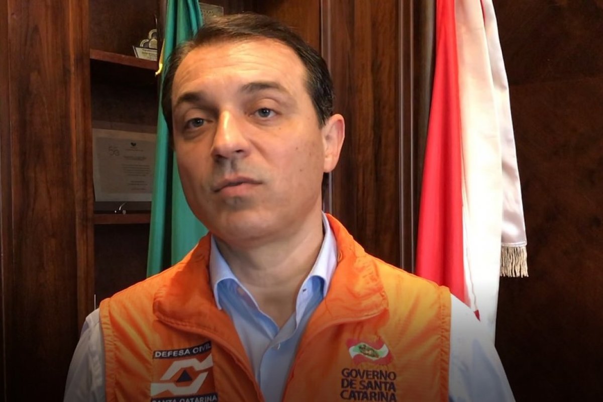 Com impasse judicial, Alesc vota 2º pedido de impeachment contra Carlos Moisés