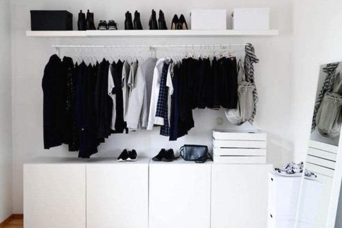 5 inspirações de armários abertos no quarto