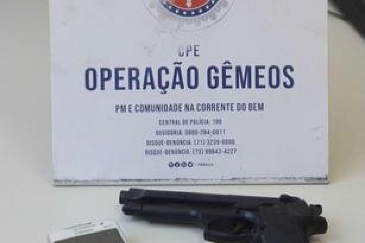 Adolescente pratica assalto com arma de brinquedo e é apreendido