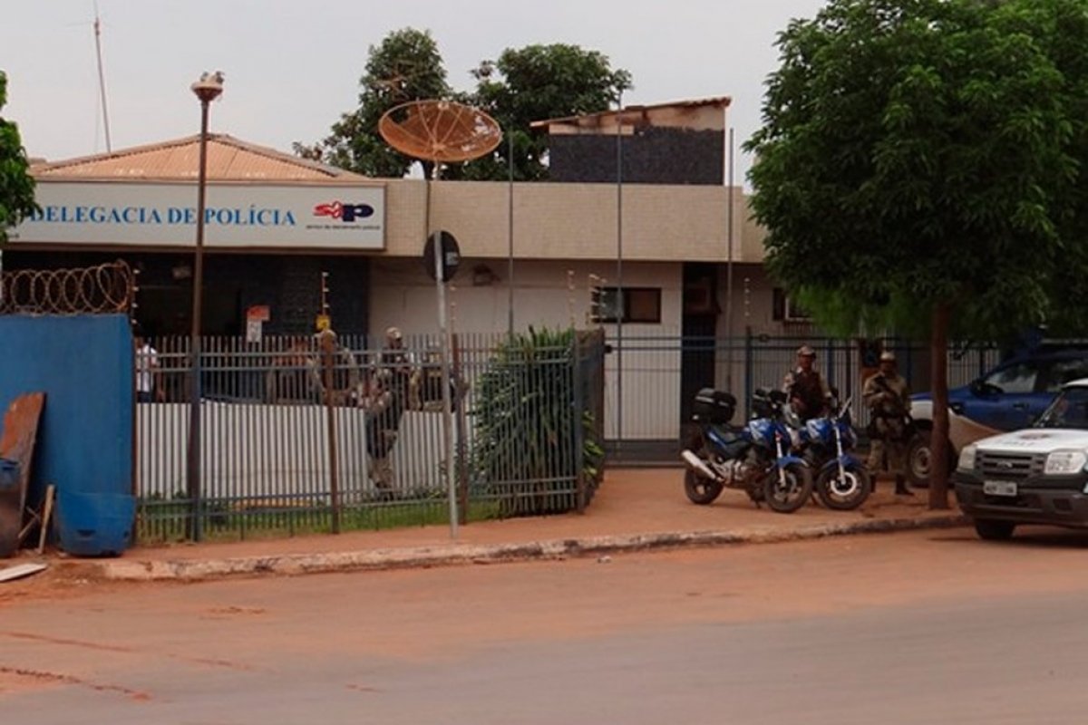 Mulher fica ferida após ser atingida por golpe de enxada na Bahia