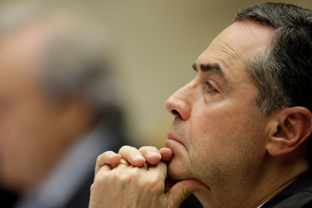 Vacina contra covid pode ser obrigatória para toda população