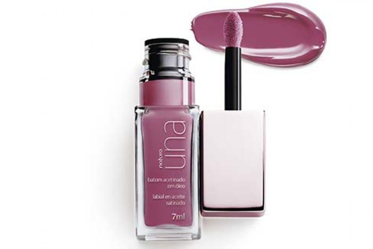 Marca brasileira lança primeiro batom acetinado em óleo