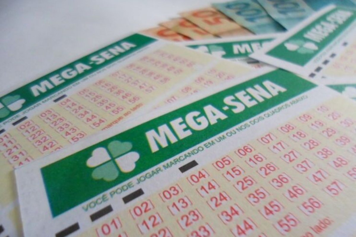 Mega-Sena: ninguém acerta as seis dezenas e prêmio acumula em R$ 45 milhões