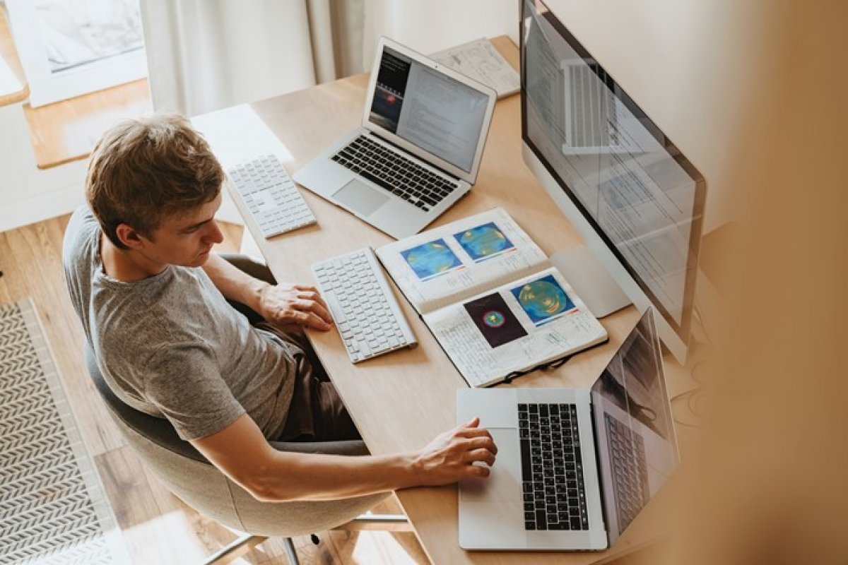 Máquinas devem fazer metade das tarefas de trabalho até 2025