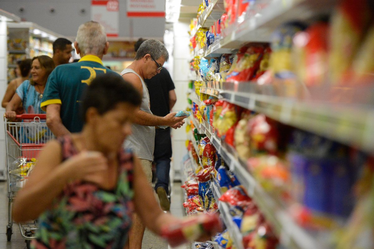 FGV: falta de produtos e fornecedores atinge 30% das empresas no Brasil