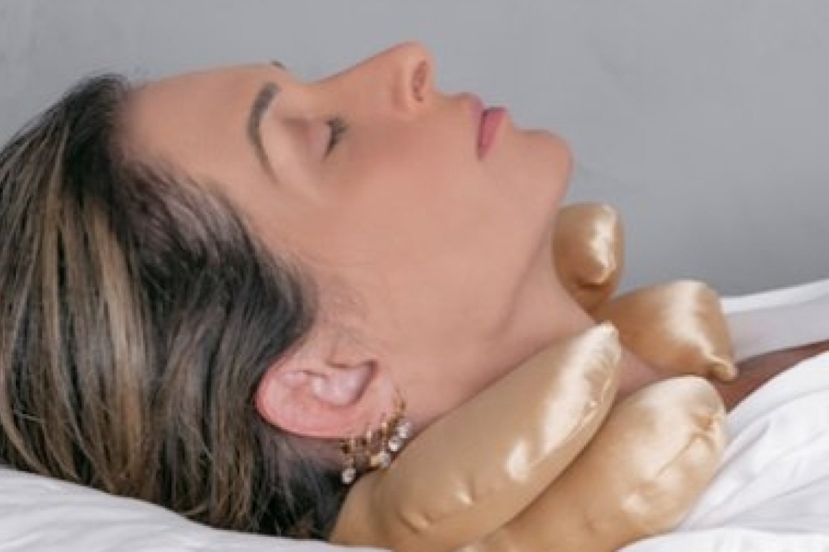 Marca americana recém-chegada ao Brasil, lança travesseiro para skincare