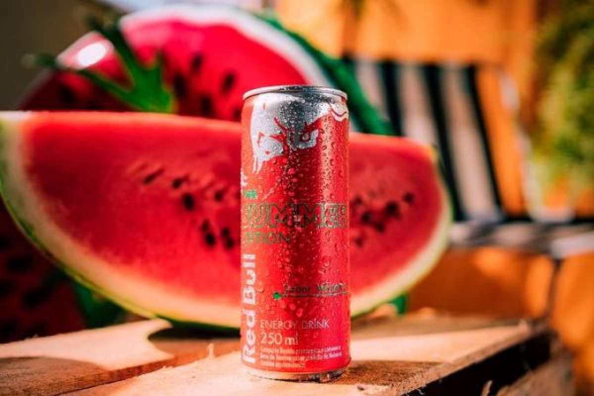 Red Bull lança sabor melancia com uma ação  para conhecer atletas famosos