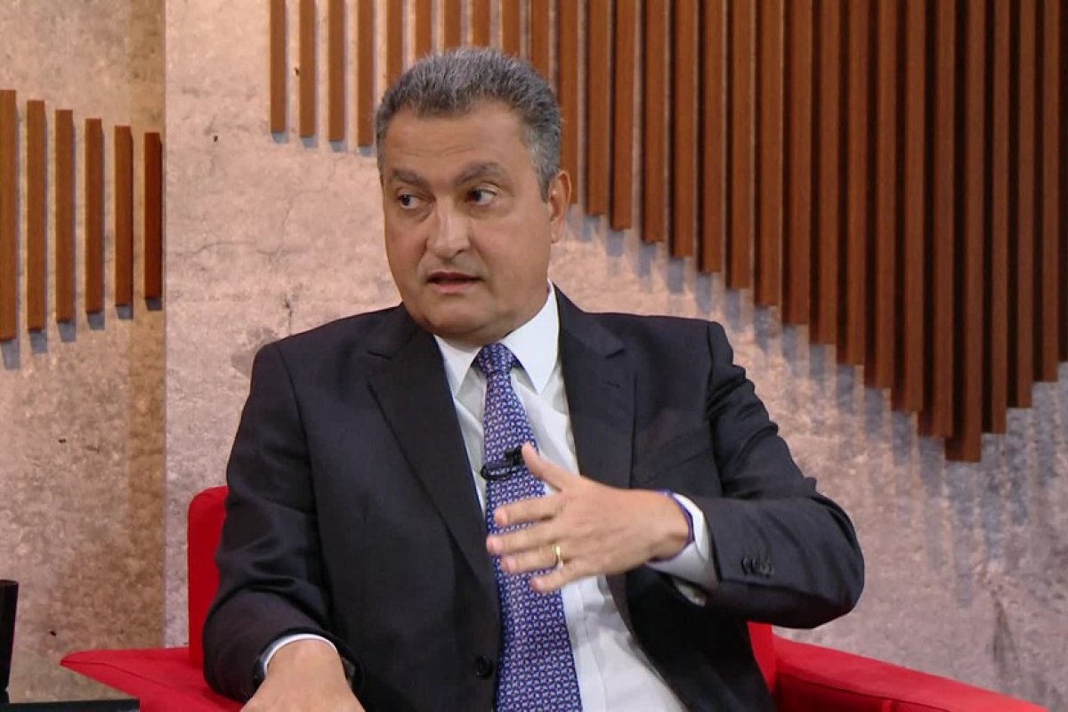 Rui Costa pede para governo federal manter pandemia e coloca maiores de 60 anos para trabalhar