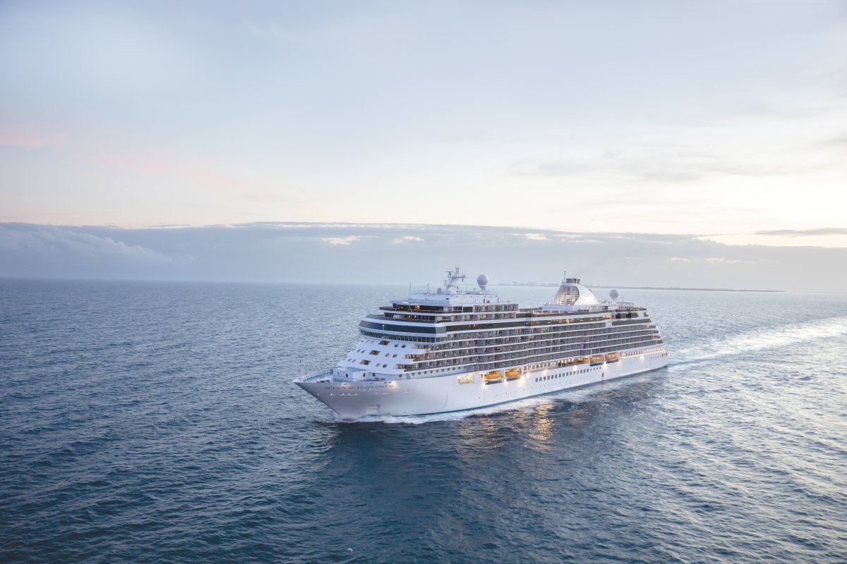 Regent Seven Seas bate recorde histórico de reservas com nova coleção de viagens para a temporada 2022-2023