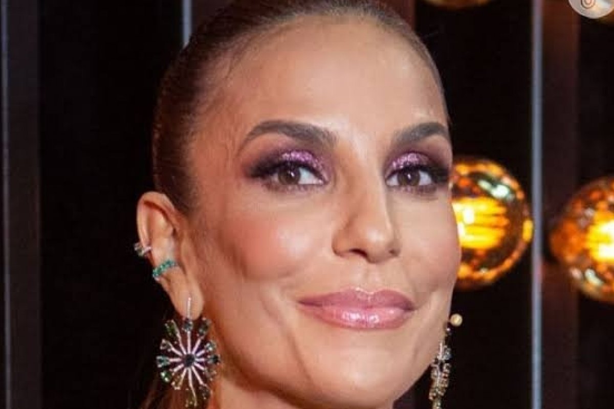 Ivete Sangalo salva menino de afogamento