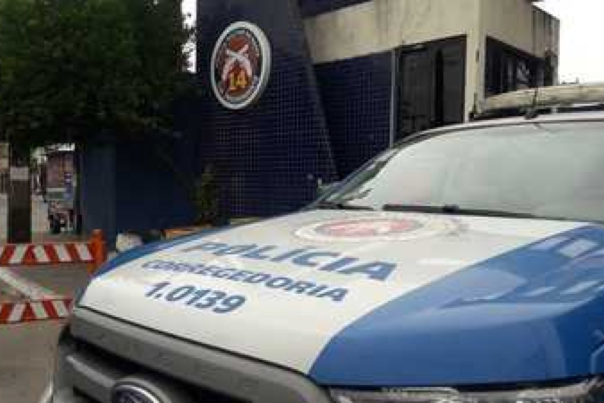 Ônibus é assaltado no bairro de São Cristóvão, em Salvador