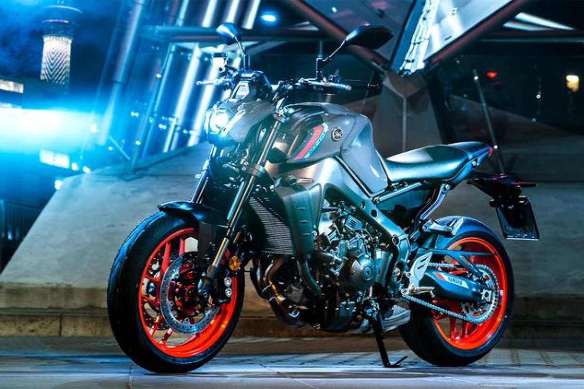 Yamaha MT-09 surge em nova versão na Europa