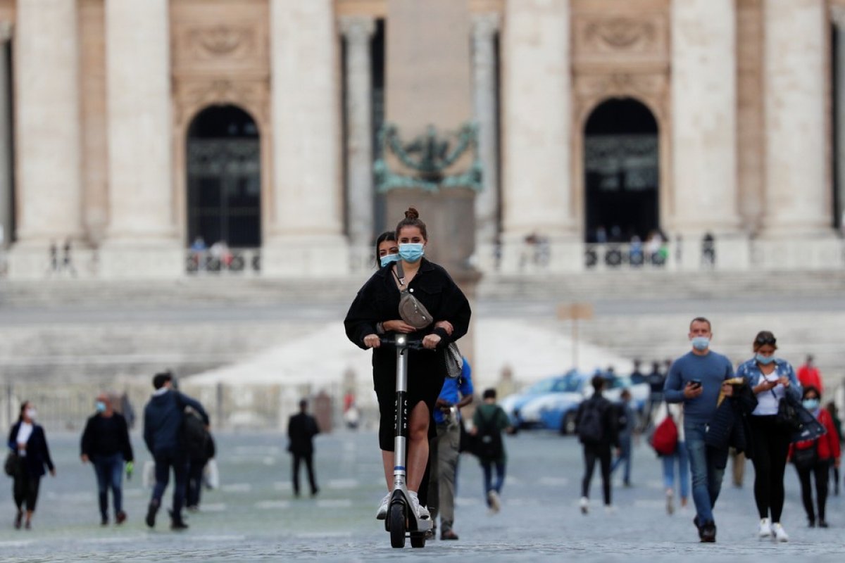 Mundo registra recorde com mais de 500 mil novos casos da Covid-19
