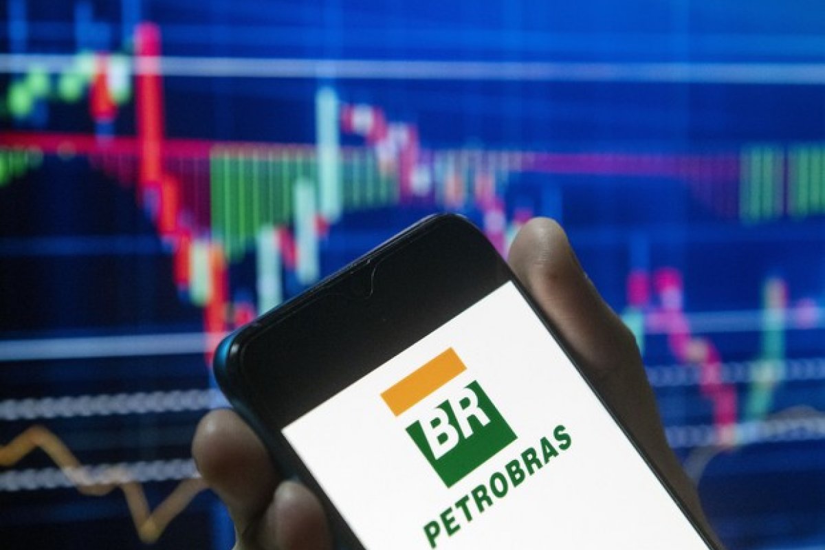 Petrobras recupera venda de combustíveis e receitas no 3º trimestre
