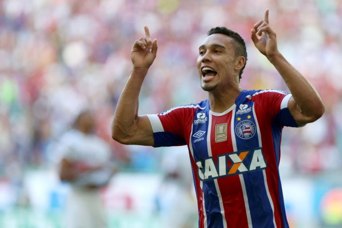 Bahia anuncia venda de Edigar Junio a time do Japão