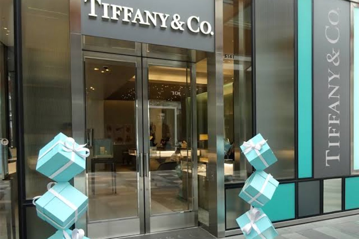 Tiffany & Co. é vendida ao grupo LVMH com preço reduzido
