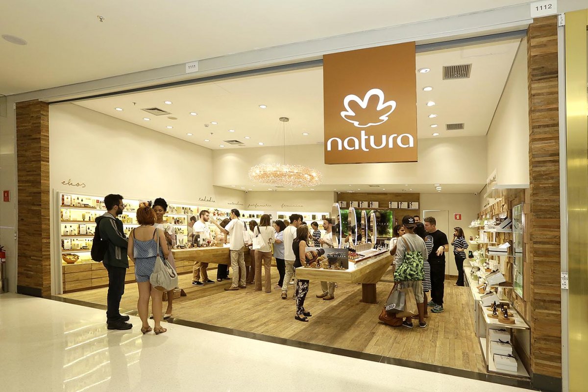 Natura compra a Avon e se torna a 4ª maior empresa da área de beleza no mundo