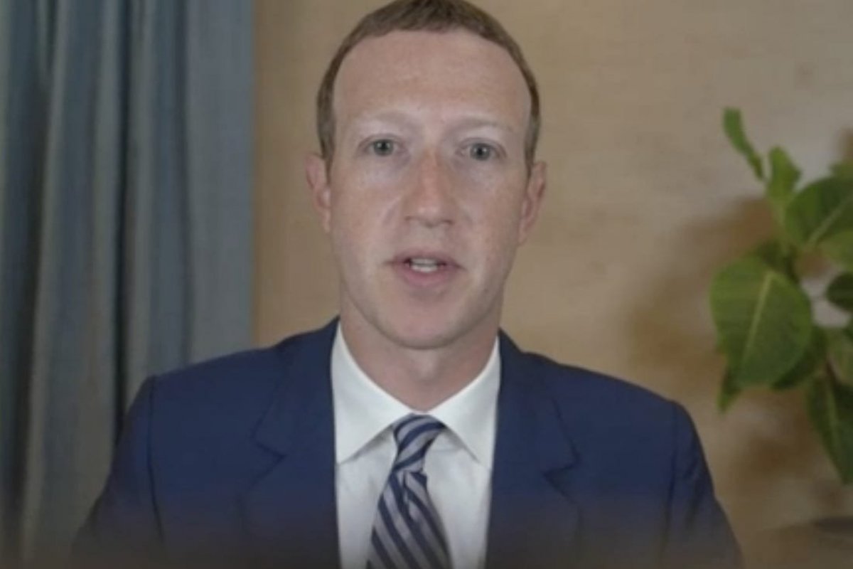 WhatsApp entrega cerca de 100 bi de mensagens por dia, diz Mark Zuckerberg