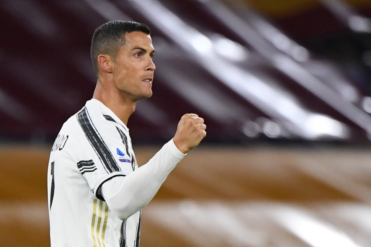 Cristiano Ronaldo está curado da Covid-19, confirma Juventus