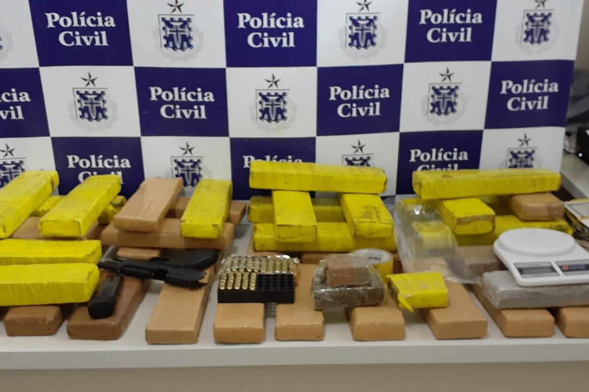 Polícia apreende mais de 40kg de maconha em Vitória da Conquista