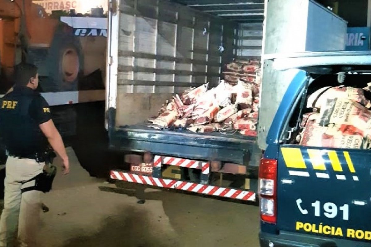 PRF apreende quase 500 sacos de carvão vegetal transportado ilegalmente na Chapada Diamantina