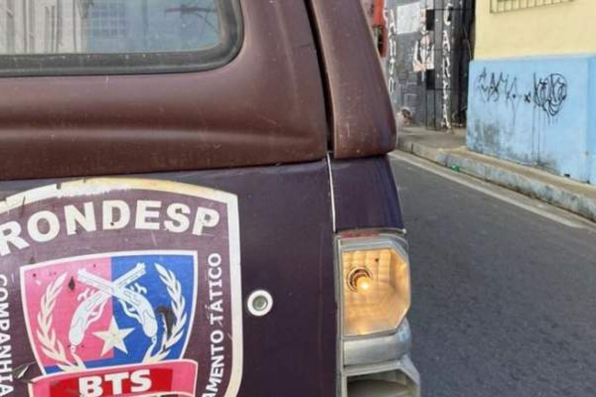 Três homens são baleados em troca de tiros entre facções na Ladeira do Gravatá