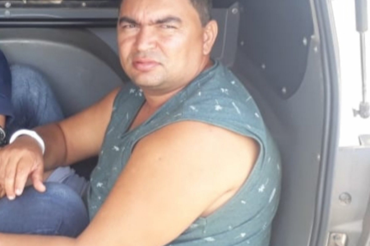 Homem é preso suspeito de matar vítima por causa de um jogo de cartas